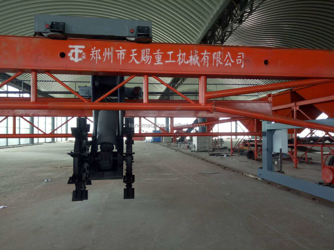 High Capacity Organic Waste Fermentation Compost Equipment Wheel Type Compost Turner