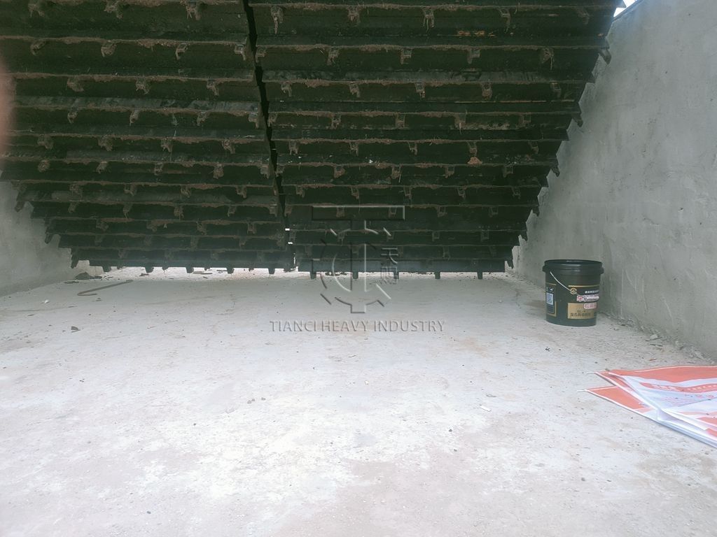 90m/H Chain Plate Type Compost Turner Organic Fertilizer Waste Fermentation Machine