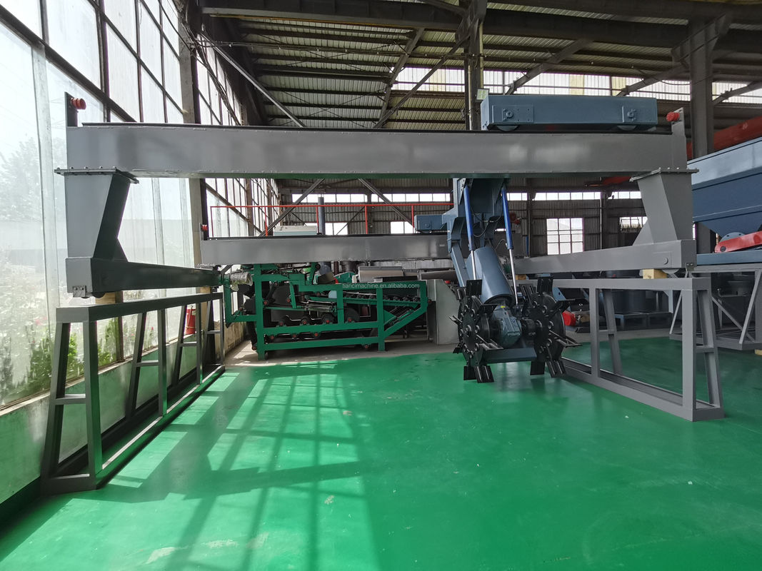 Wheel Type Compost Turner Fermentation Composting Machine For Organic Waste Fermentation