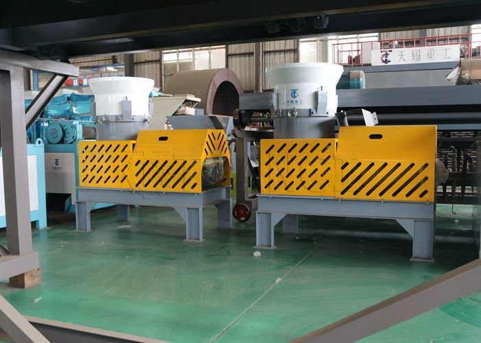 Animal Manure Granulation Cat Litter Granulator Flat Film Extrusion Granulator Production Line