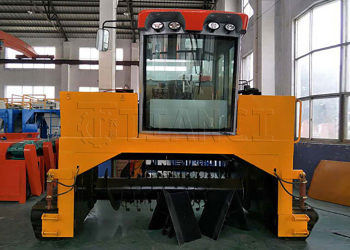 Organic manure fermentation compost machine crawler type for ground pile aerobic decomposition 