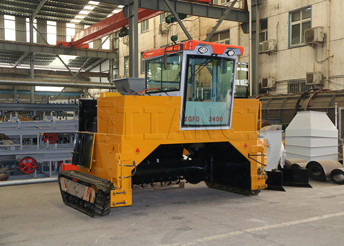 Animal Manure Fermentation Compost Equipment Crawler Type Compost Turner Machine