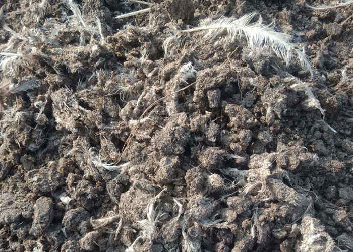 Organic manure fermentation compost machine crawler type for ground pile aerobic decomposition 