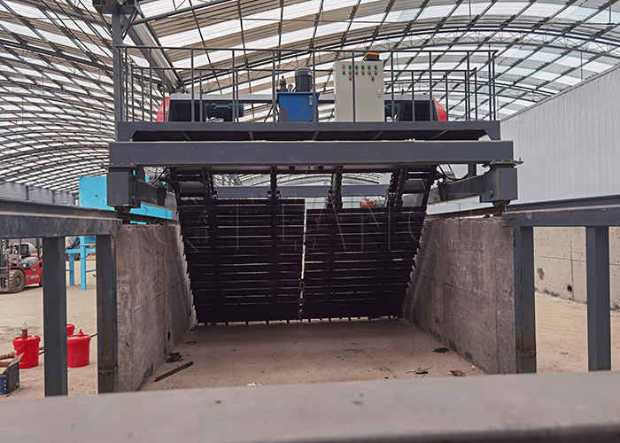 Electric Chain Plate Type Compost Turner Animal Manure Fermentation Compost Machine