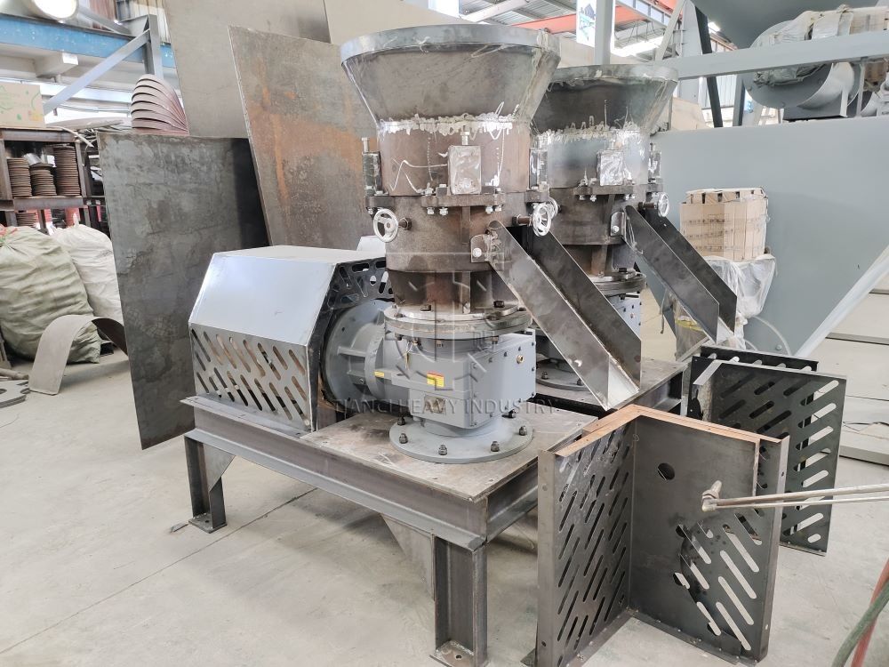 Flat Die Fertilizer Granulator 95% Granulation Rate For Making Organic Pellet