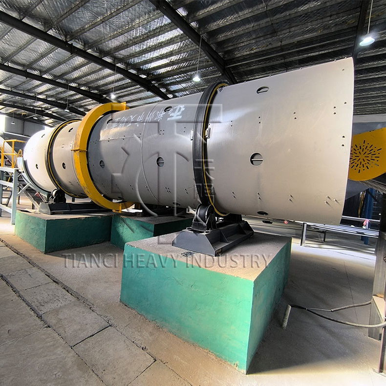 The Rotary Drum Granulator's Magic_ Transforming Phosphate Powder into Spherical Granules