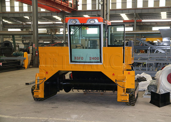 Diesel Powered Crawler Compost Turner Machine For Organic Waste Fermentation